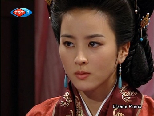 efsaneprens1 - Poze Han Hye Jin