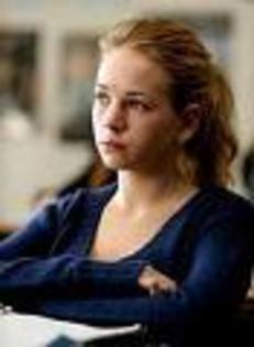 6 - 000000_Britt robertson_000000