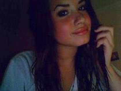 poze rare cu demi lovato (4) - poze rare cu demi lovato