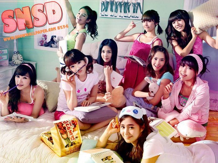 76115_168292976537639_168292579871012_391686_4481895_n - y---SNSD---y
