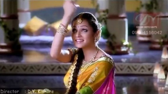 64800_165156423497179_144280905584731_565606_1771447_n - Hindi Dance - Drashti