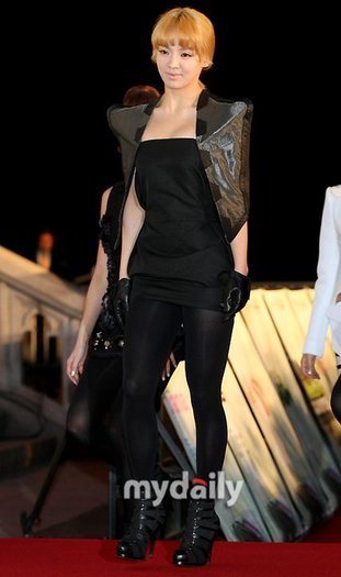 32420389_HNUAOZPPQ - y---SNSD-hyoyeon---y