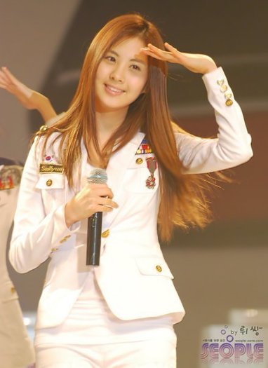 185960_147287581997157_100001477481012_276124_6228198_n - y---SNSD-seohyun---y