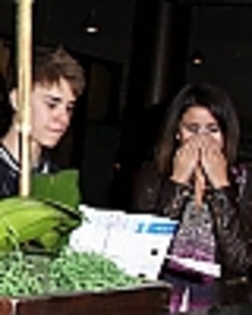 thumb_049 - mai mult decat selena si justin