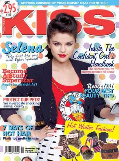 selena-gomez-kiss - selena pe coperta revistei KISS