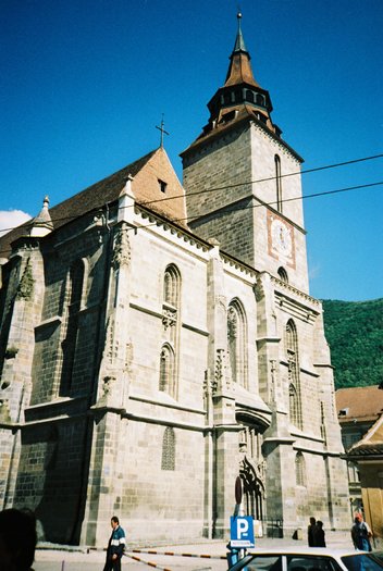 Biserica Neagra Brasov 2 - 3 MONUMENTE DIVERSE