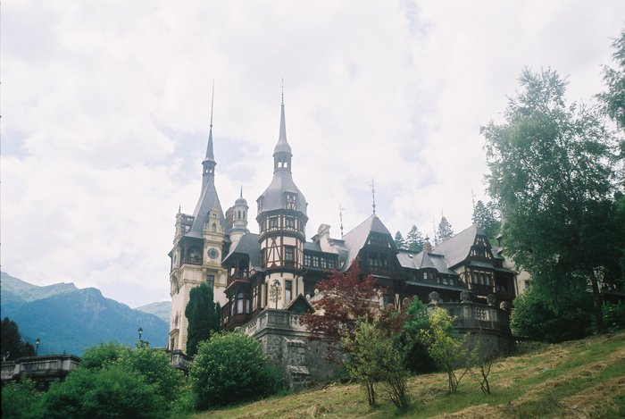 Castelul Peles 28 - 3 MONUMENTE DIVERSE