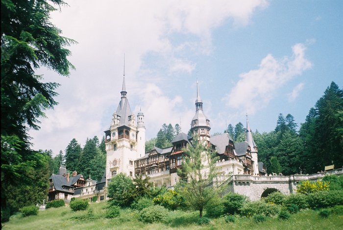 Castelul Peles 31 - 3 MONUMENTE DIVERSE