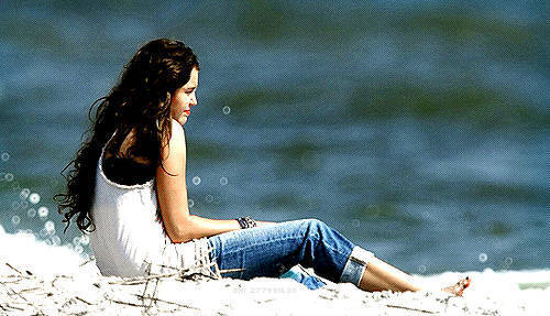 IIGYRNWUJRYKDCDIOPH - miley cyrus