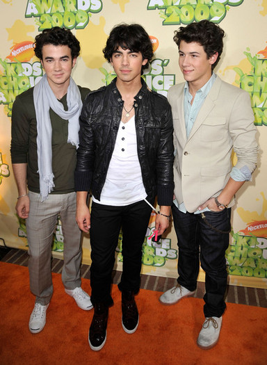 Nickelodeon+22nd+Annual+Kids+Choice+Awards+9UEOxukIHz-l - Nickelodeon s 22nd Annual Kids Choice Awards - Arrivals
