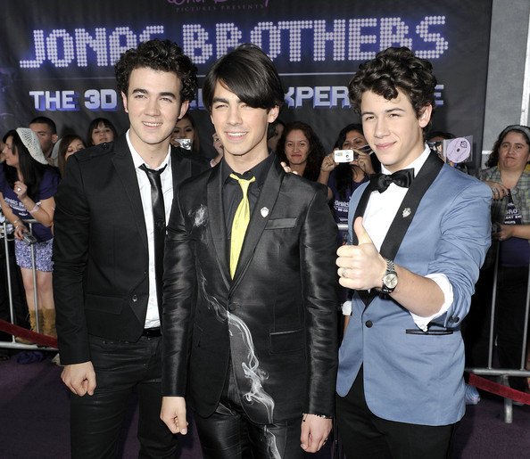 Joe+Jonas+Walt+Disney+Pictures+Jonas+Brothers+SvhWvC_GP2Ml