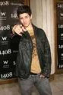 Cumparam un buchet pt tine