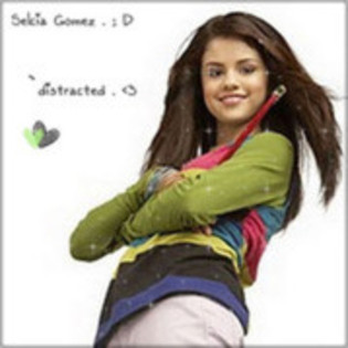 Selena Gomez - Micile Vedete