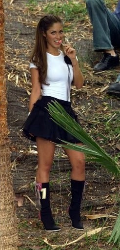 hhhhhhhhhhhdd730[1] - 00Mia Colucci00