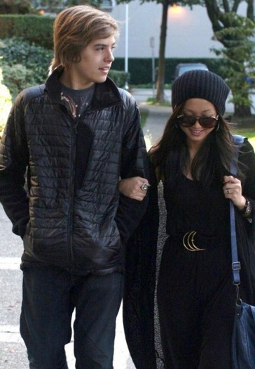 Dylan Sprouse si Brenda Song
