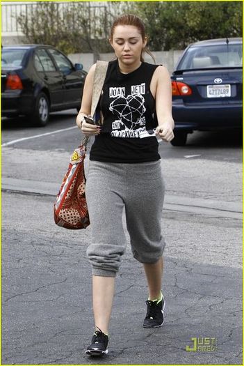  - x At gym in Toluca Lake - 14th March 2011