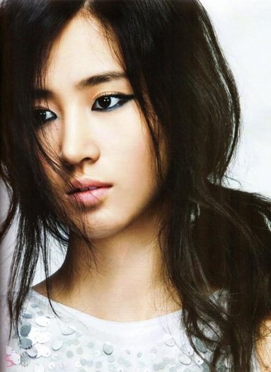 29211816_PRGINTAWR - y---SNSD-yuri---y