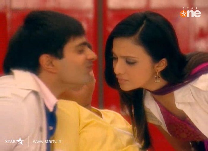 dill71 - INTALNIREA INIMILOR-DILLMILL GAYYE