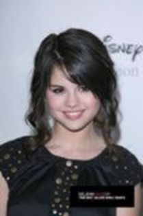 32746624_FRBLOCTAU - album specialpentru selenagomezreal