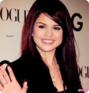 32673296_XOQUCUQST - album specialpentru selenagomezreal