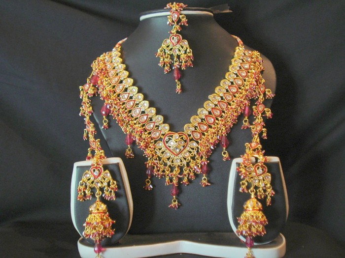 Heavy-kundan-Jewelry-5-1024x768 - Bijuterii indiene2