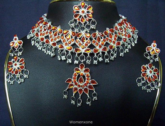Kundan-beaded-Necklace-Sets-10