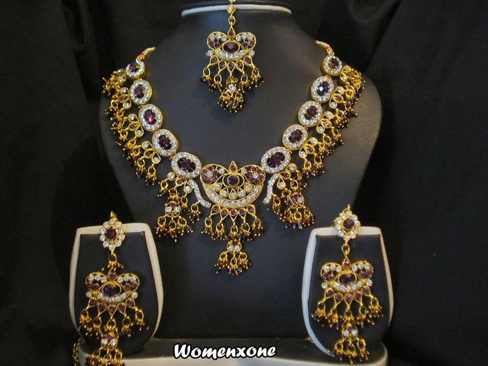 Stone-studded-Indian-bridal-jewelry-set-01 - Bijuterii indiene2