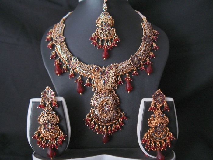 Traditionlal-jewwlry-2-1024x768