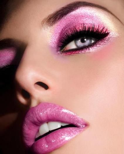 1874b_breath-of-spring-with-latest-makeup-collections-2011