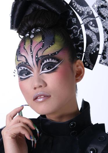 Creative-Fantasy-Makeup-darl