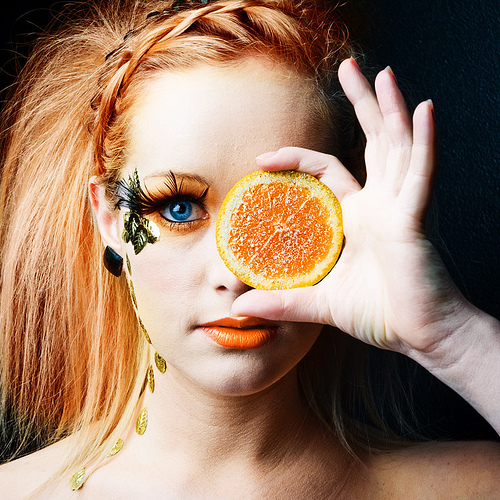 Orange-eyes-make-up