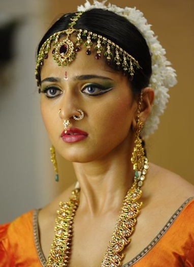 07anushkalateststills - Podoabe indiene