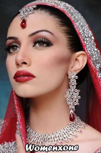 Khawar-Riaz-Bridal-Makeup-jewelry-photography-07