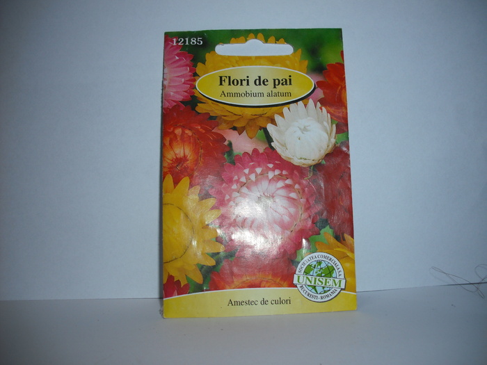 Flori de pai