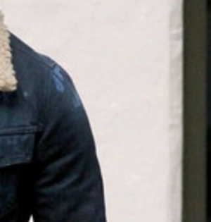 Joe+Jonas+Joe+Jonas+Starbucks+CbjORi2p4jUl_006