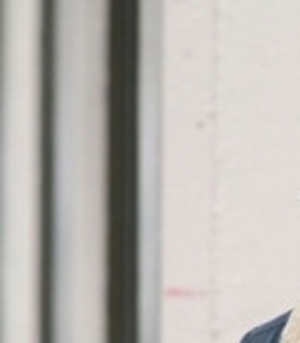 Joe+Jonas+Joe+Jonas+Starbucks+EAJqaML6dW0l_001