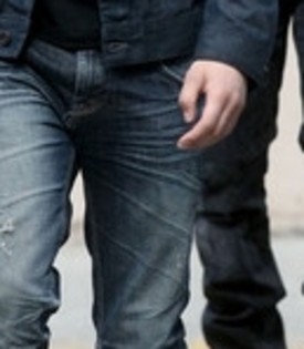 Joe+Jonas+Joe+Jonas+Starbucks+EAJqaML6dW0l_008