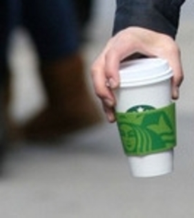 Joe+Jonas+Joe+Jonas+Starbucks+fMpEnahYd9-l_010