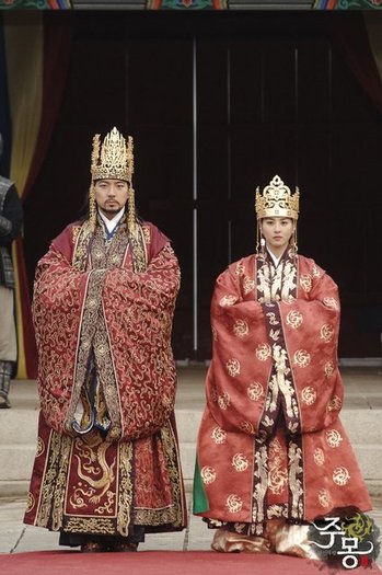 Imparatul Iparateasa - Ll Legendele Palatulu Printul Jumong lL