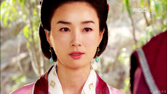 Lady Yuhwa - Ll Legendele Palatulu Printul Jumong lL