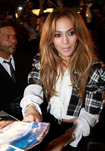 Jennifer+Lopez+Jennifer+Lopez+Mario+Lopez+pxyY9FOU5IDl