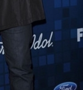 Jennifer+Lopez+American+Idol+Finalist+Party+JnQdNMDNLV5l_009