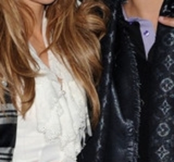 Jennifer+Lopez+American+Idol+Finalist+Party+O3ZCz7iawXul_005 - puzlle5