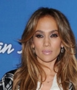 Jennifer+Lopez+American+Idol+Finalist+Party+uozFgOYyLKsl_002