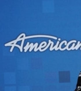 Jennifer+Lopez+American+Idol+Finalist+Party+wIla14r902ll_001