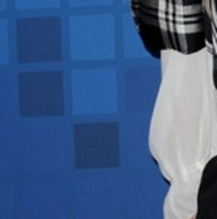 Jennifer+Lopez+American+Idol+Finalist+Party+ZryRjkxUORUl_007