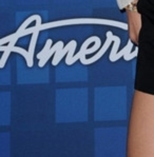 Jennifer+Lopez+American+Idol+Finalist+Party+ZryRjkxUORUl_010 - puzlle5