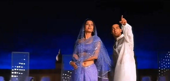 22 - Hum Dil De Chuke Sanam - Chand Chupa Badal Mein