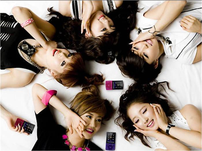 4minute-sony-walkman - 4minute