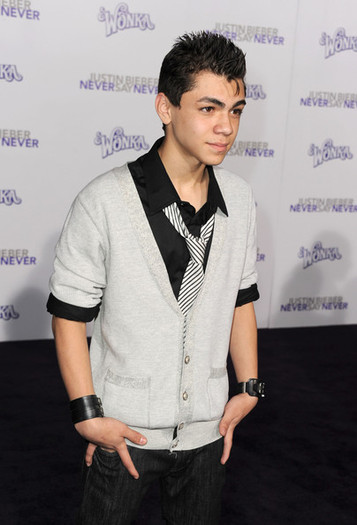 Adam+Irigoyen+Premiere+Paramount+Pictures+pLEEJx37DwRl - adam irigoyen